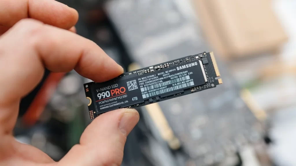 How to Troubleshoot System Crashes Triggered by SSD Firmware Issues